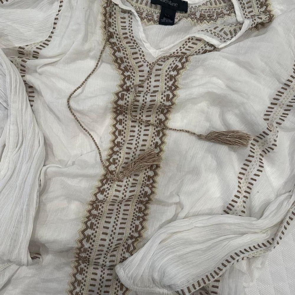 Karen Kane Women's Long Sleeve Sheer And Embroidered White Top Size L